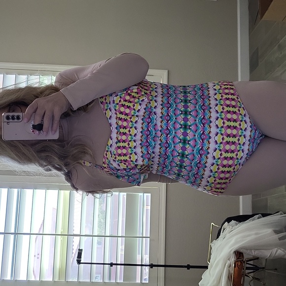 Sonsie by Gracing Swimsuit One Piece Halter Multicolored Plus Size Curvy Size 14 - Picture 3 of 3